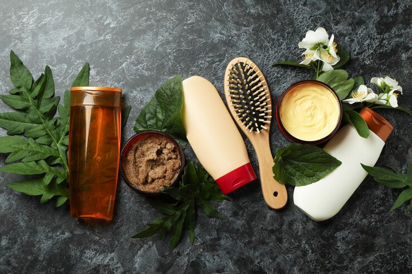 Natural & DIY Hair Care Methods That Still Work in a Product-Saturated Market